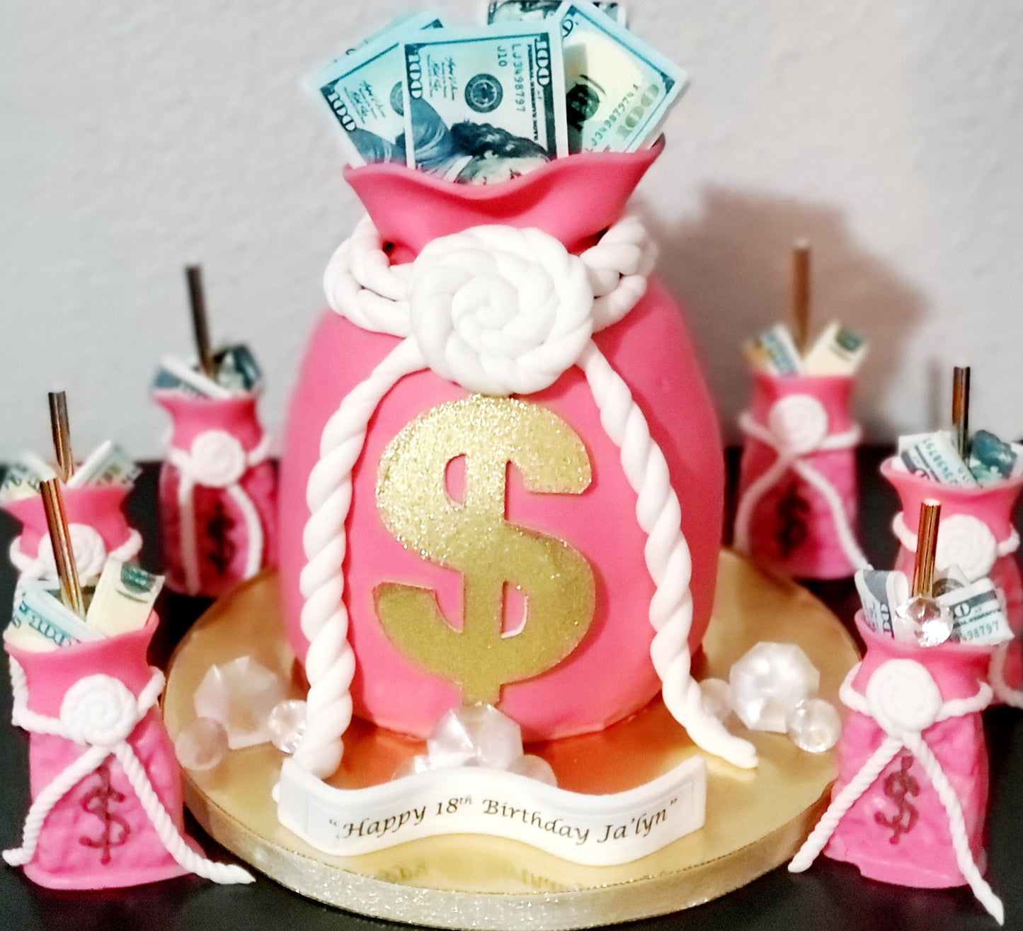 Money Bag Cake Class