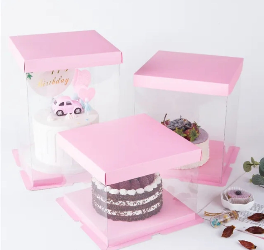 Clear Cake Box w/ white cake drum